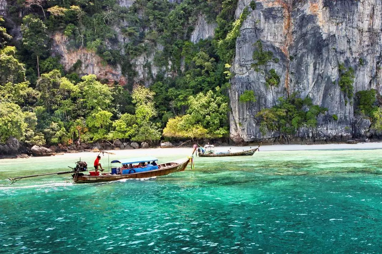 LEMERIDIENHKT_SHABAVIZPARVAZ (36).jpg